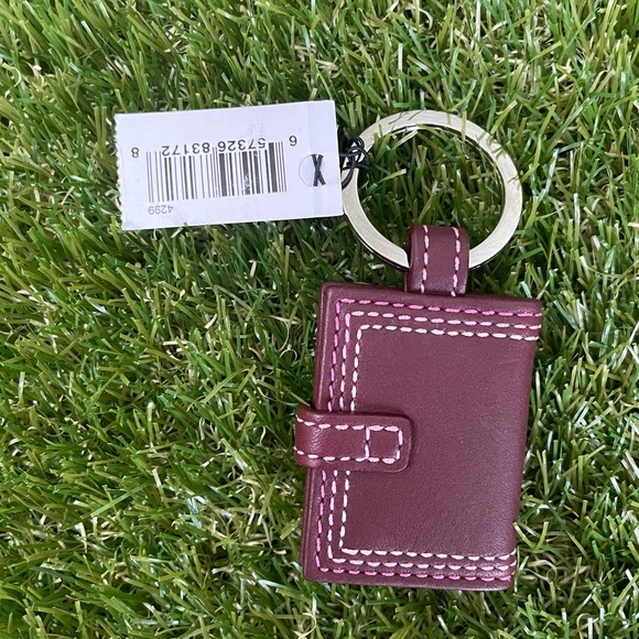 Vintage Coach Mini Photo Keychain | Brand New - Picture 2 of 10